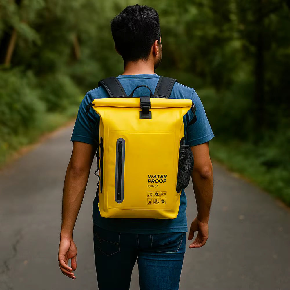 Backpack 25L Waterproof Reflective Strips Removable Shoulder Straps
