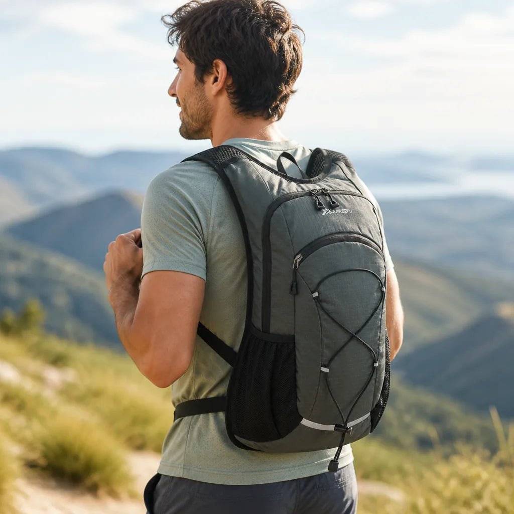 Backpack Ergonomic Curved Straps Lightweight 20L