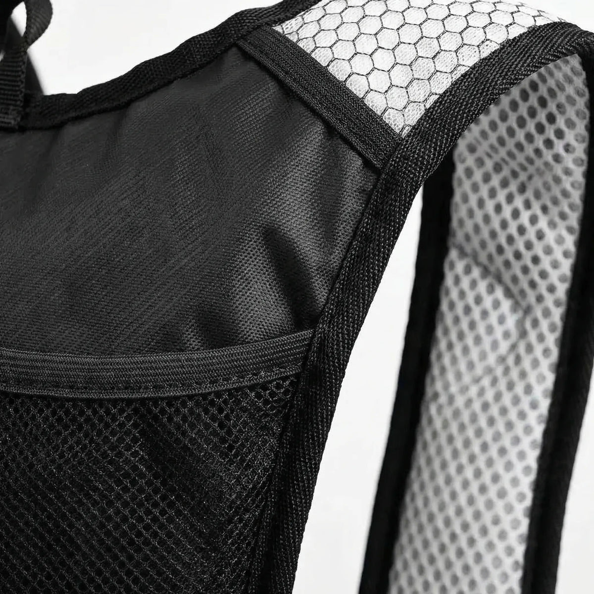 Cycling Backpack Hydration-Ready 10L Water-Repellent