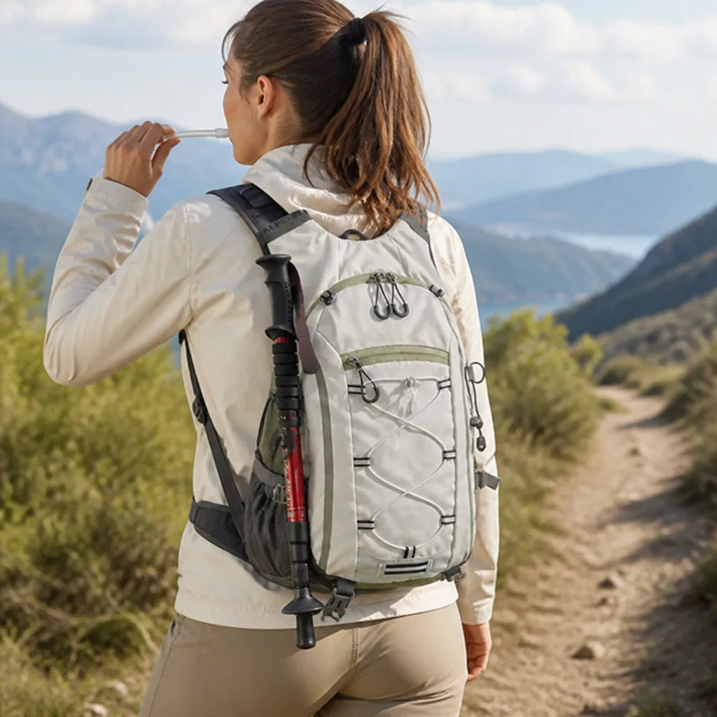 Hiking Daypack 20L Hydration Compatible Bungee & Mesh Pockets