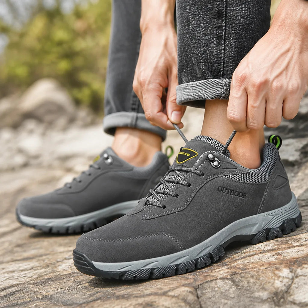 Hiking Shoes Waterproof Lightweight Anti-Slip Sole