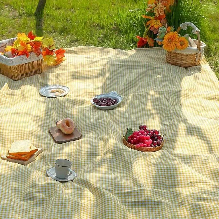 Outdoor Picnic Mat Quick-Dry Polyester Lightweight Foldable