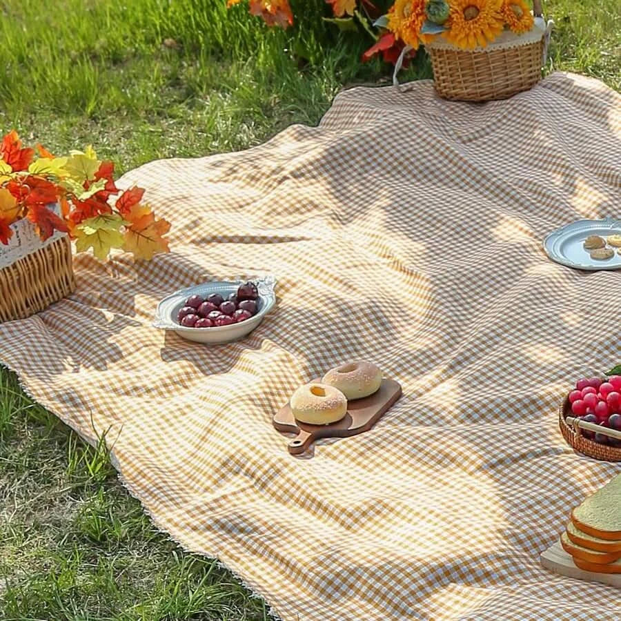 Outdoor Picnic Mat Quick-Dry Polyester Lightweight Foldable