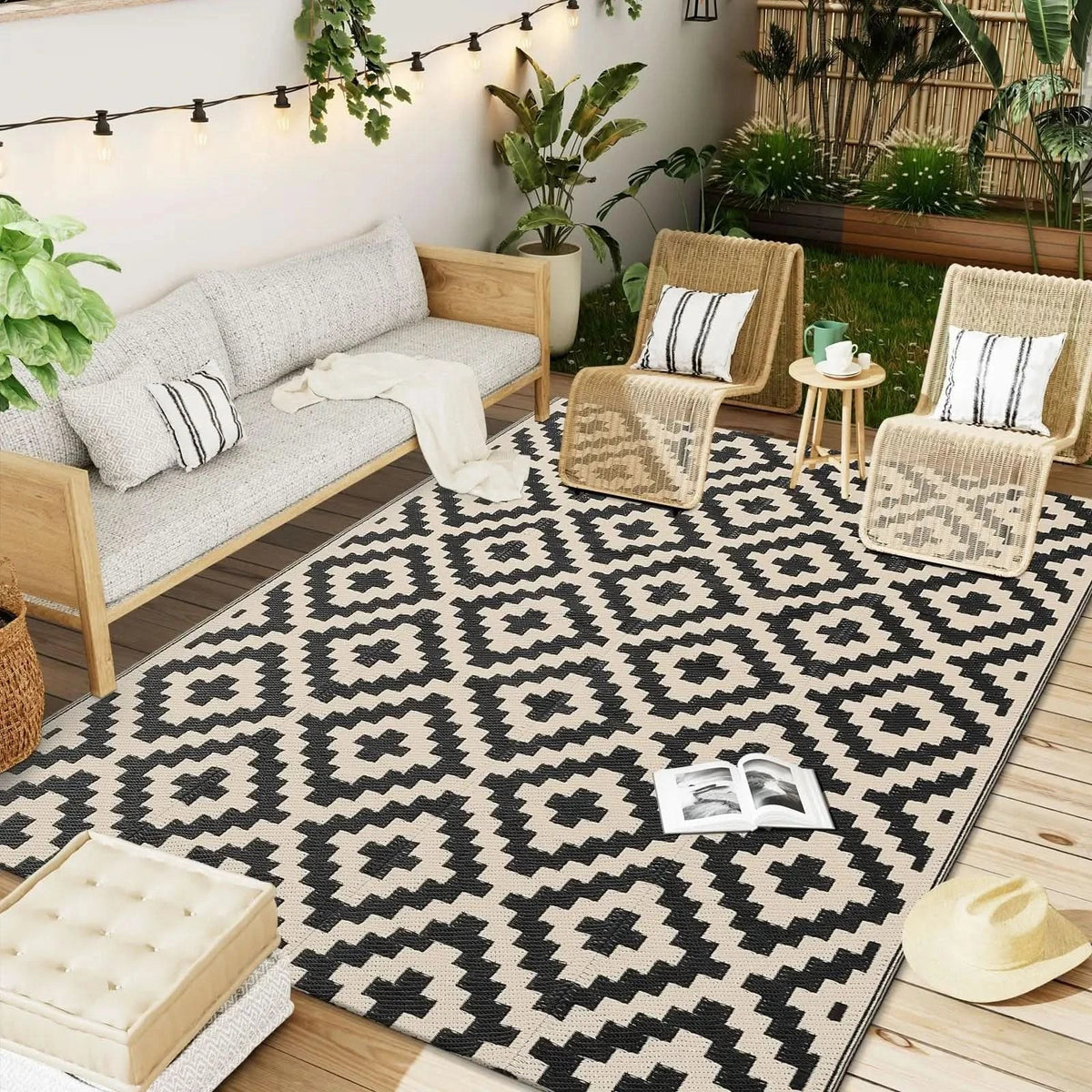 Outdoor Rug Reversible Geometric Waterproof & Non-Slip