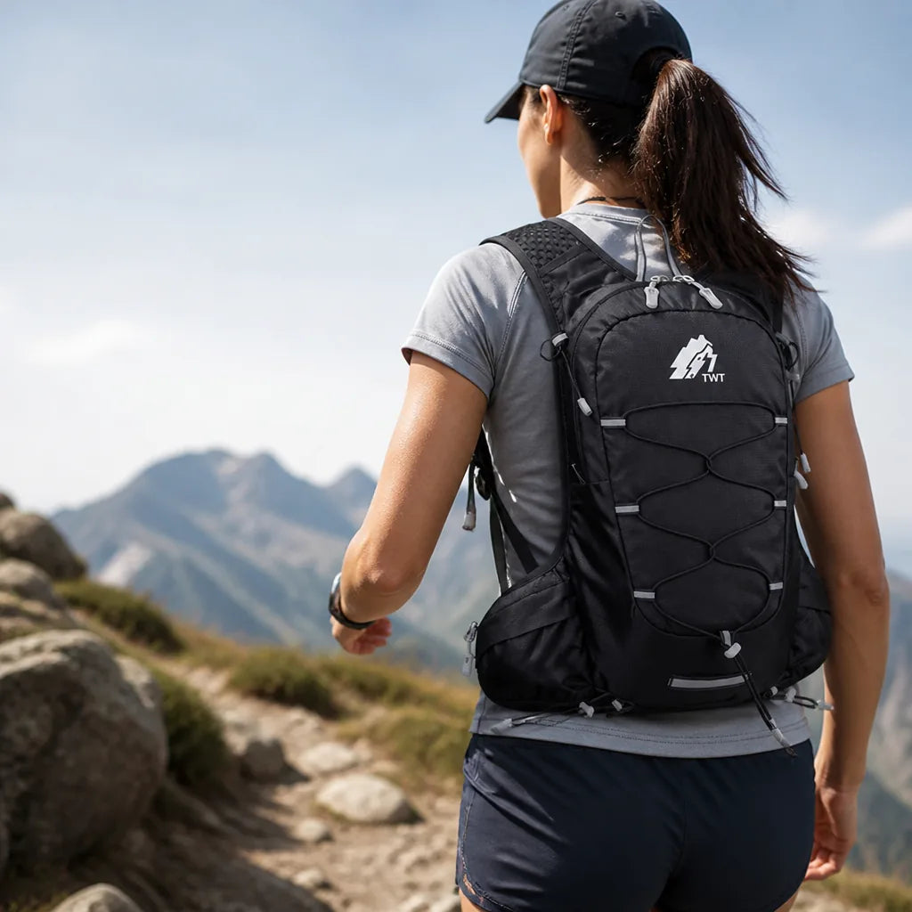 Trail Running & Cycling Backpack 20 L Hydration-Ready